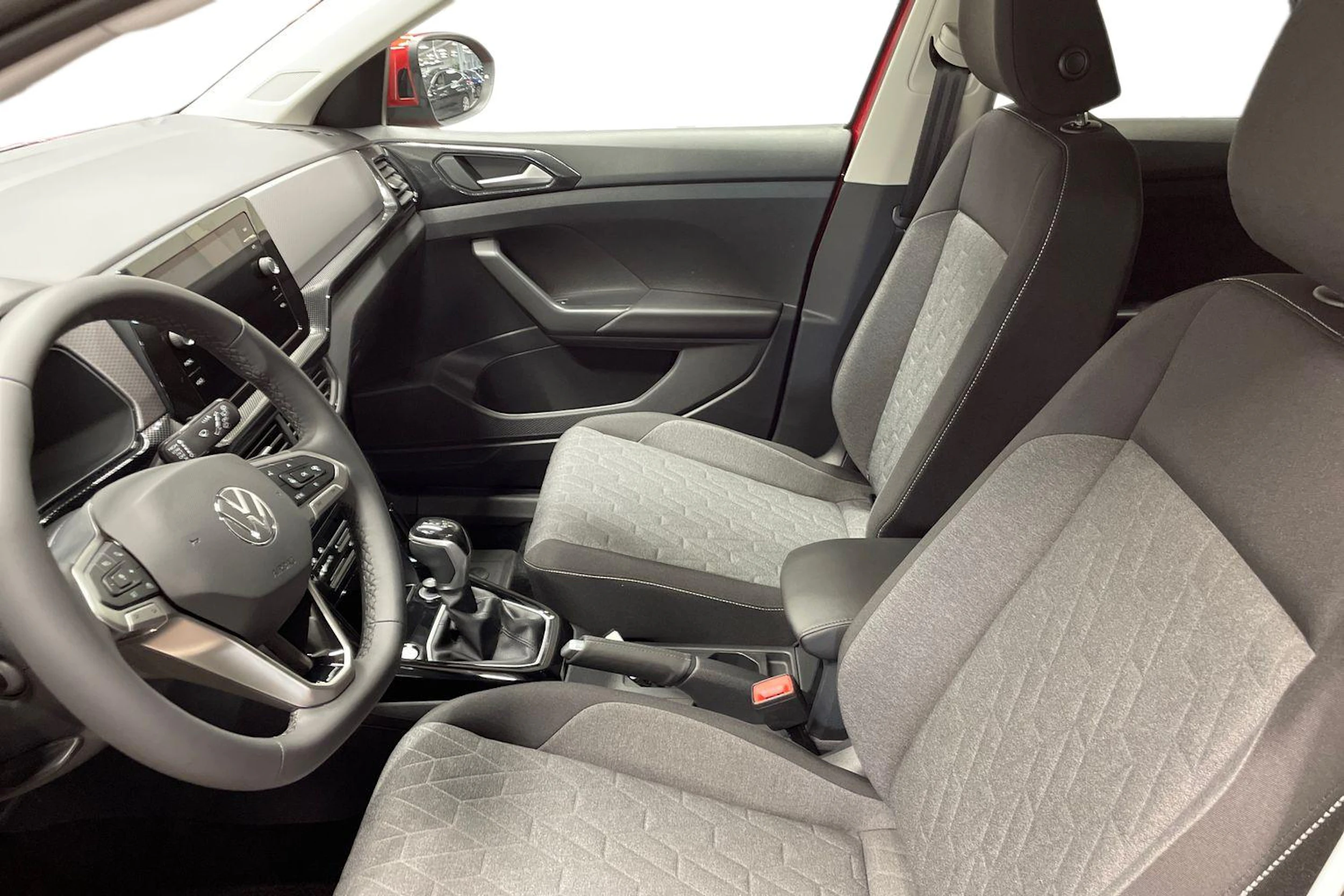 punainen Volkswagen T-Cross 2026 kuva 6.