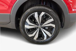 punainen Volkswagen T-Cross 2026 kuva 9.