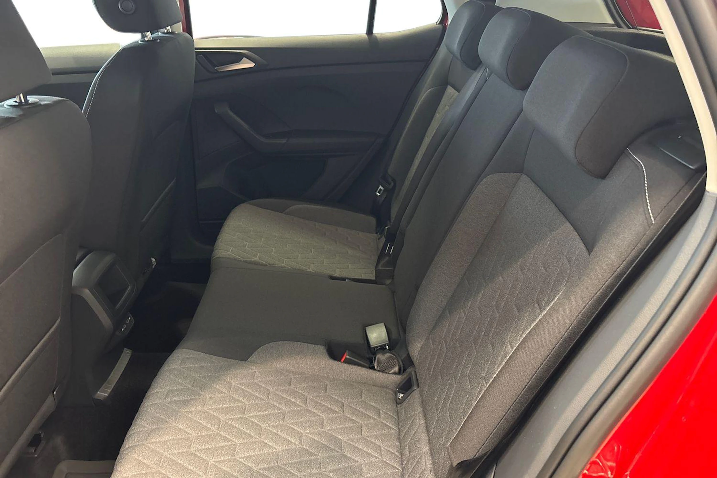 punainen Volkswagen T-Cross 2026 kuva 8.