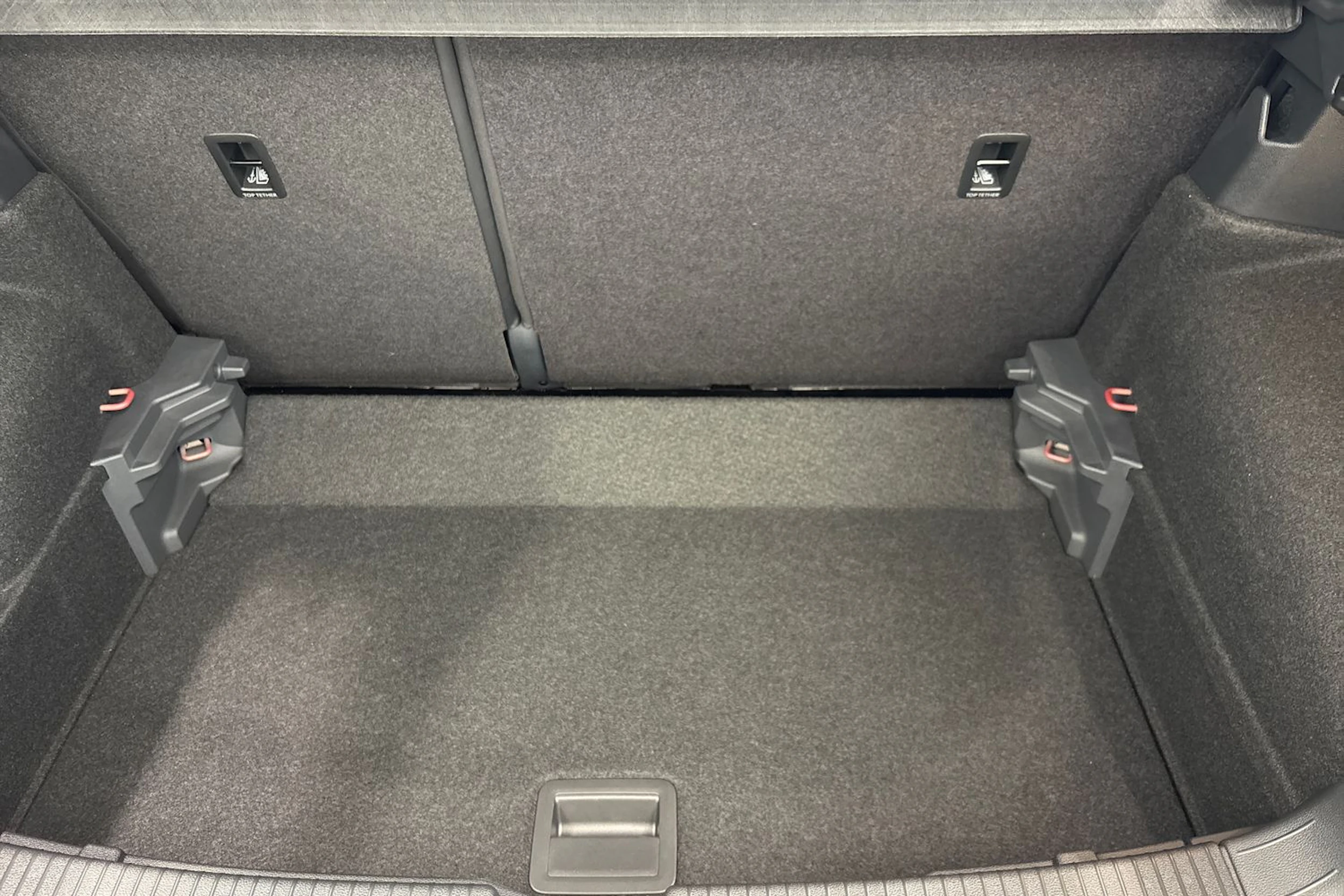 punainen Volkswagen T-Cross 2026 kuva 15.
