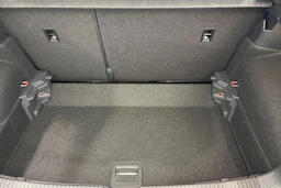 punainen Volkswagen T-Cross 2026 kuva 15.
