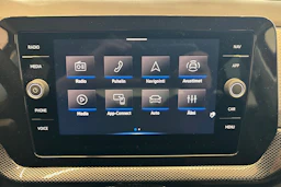 punainen Volkswagen T-Cross 2026 kuva 22.