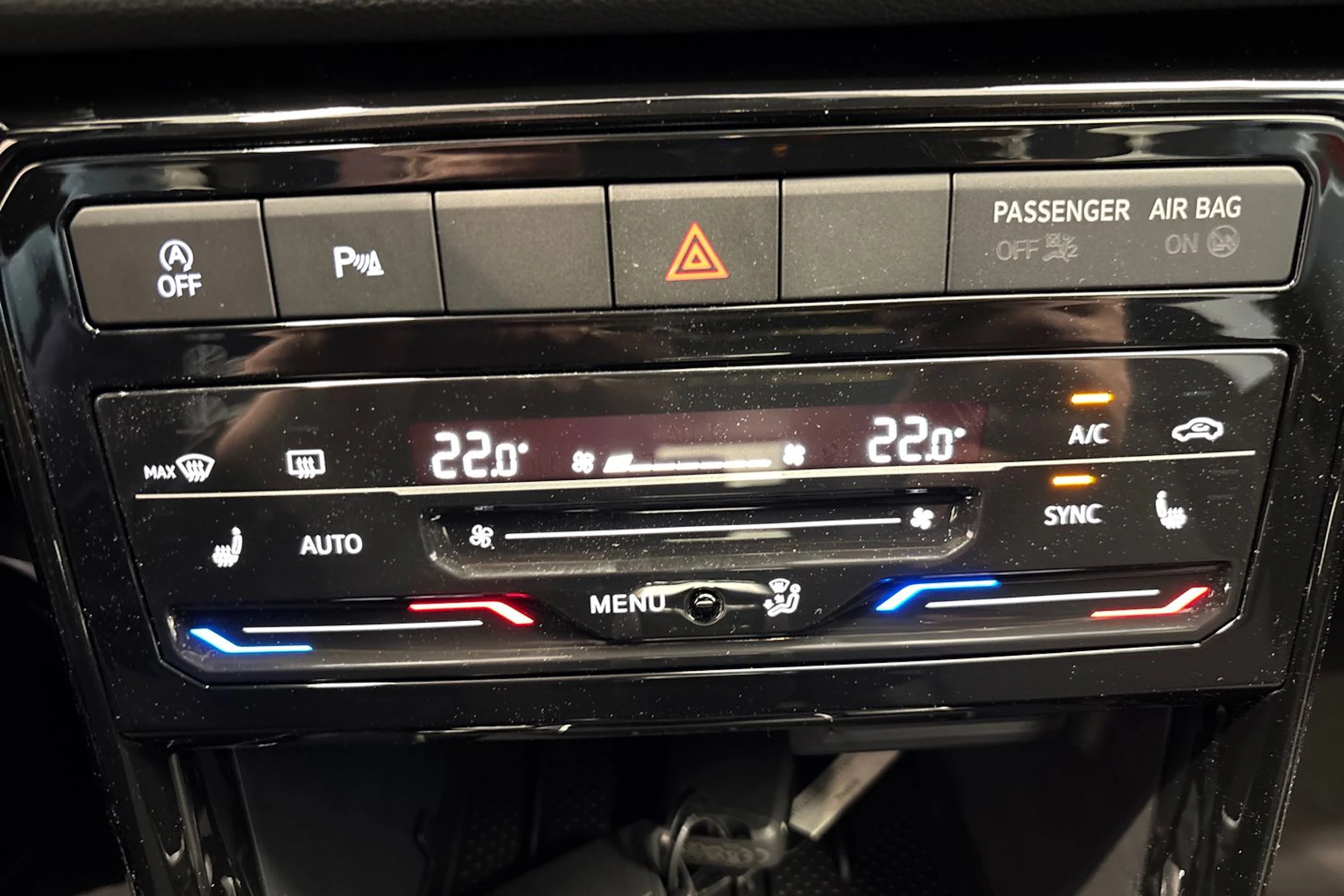 punainen Volkswagen T-Cross 2026 kuva 27.
