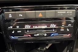 punainen Volkswagen T-Cross 2026 kuva 27.
