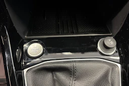 punainen Volkswagen T-Cross 2026 kuva 29.