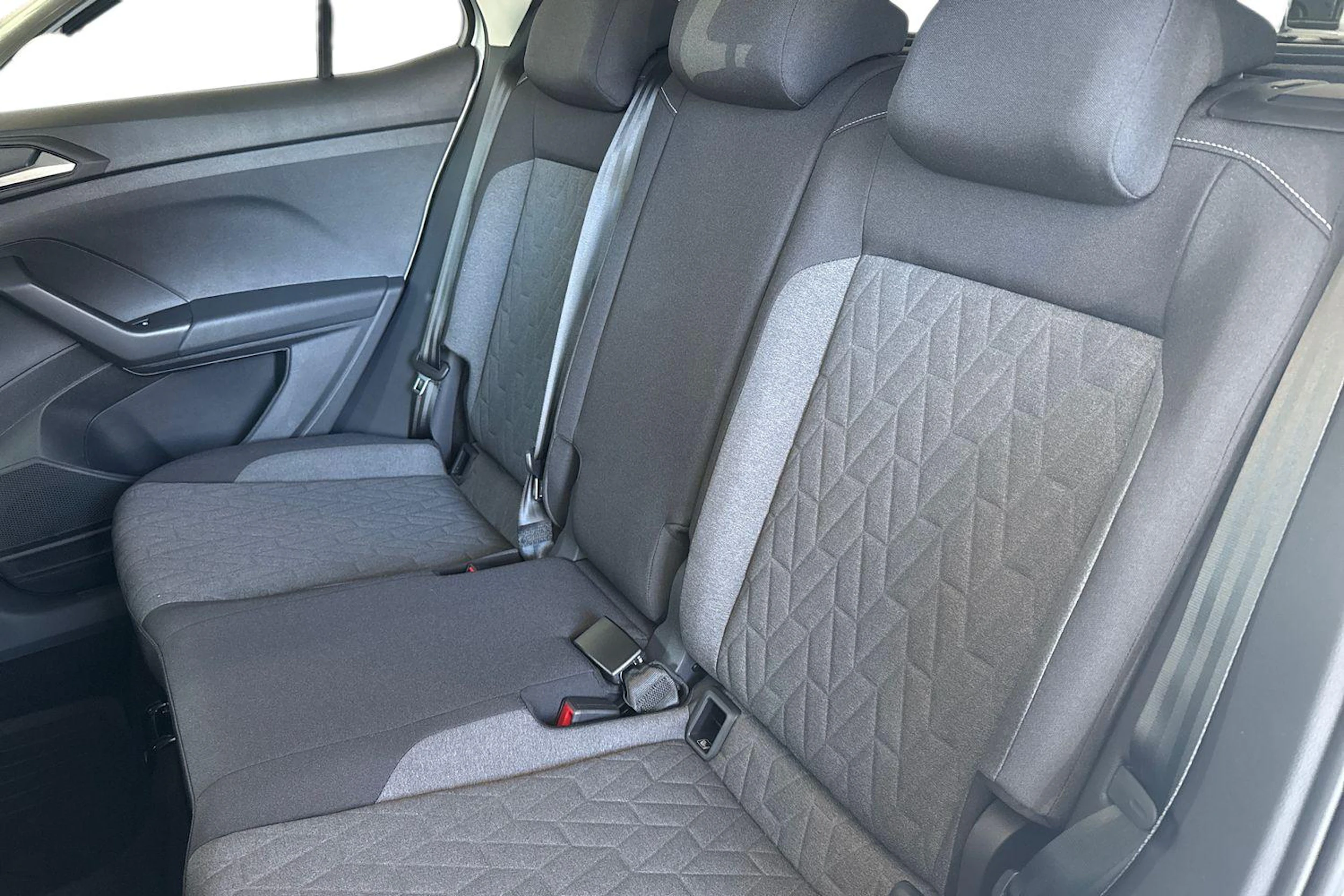 harmaa Volkswagen T-Cross 2026 kuva 8.