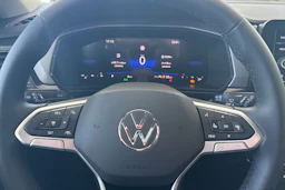 harmaa Volkswagen T-Cross 2026 kuva 12.