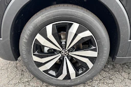 musta Volkswagen T-Cross 2026 kuva 10.