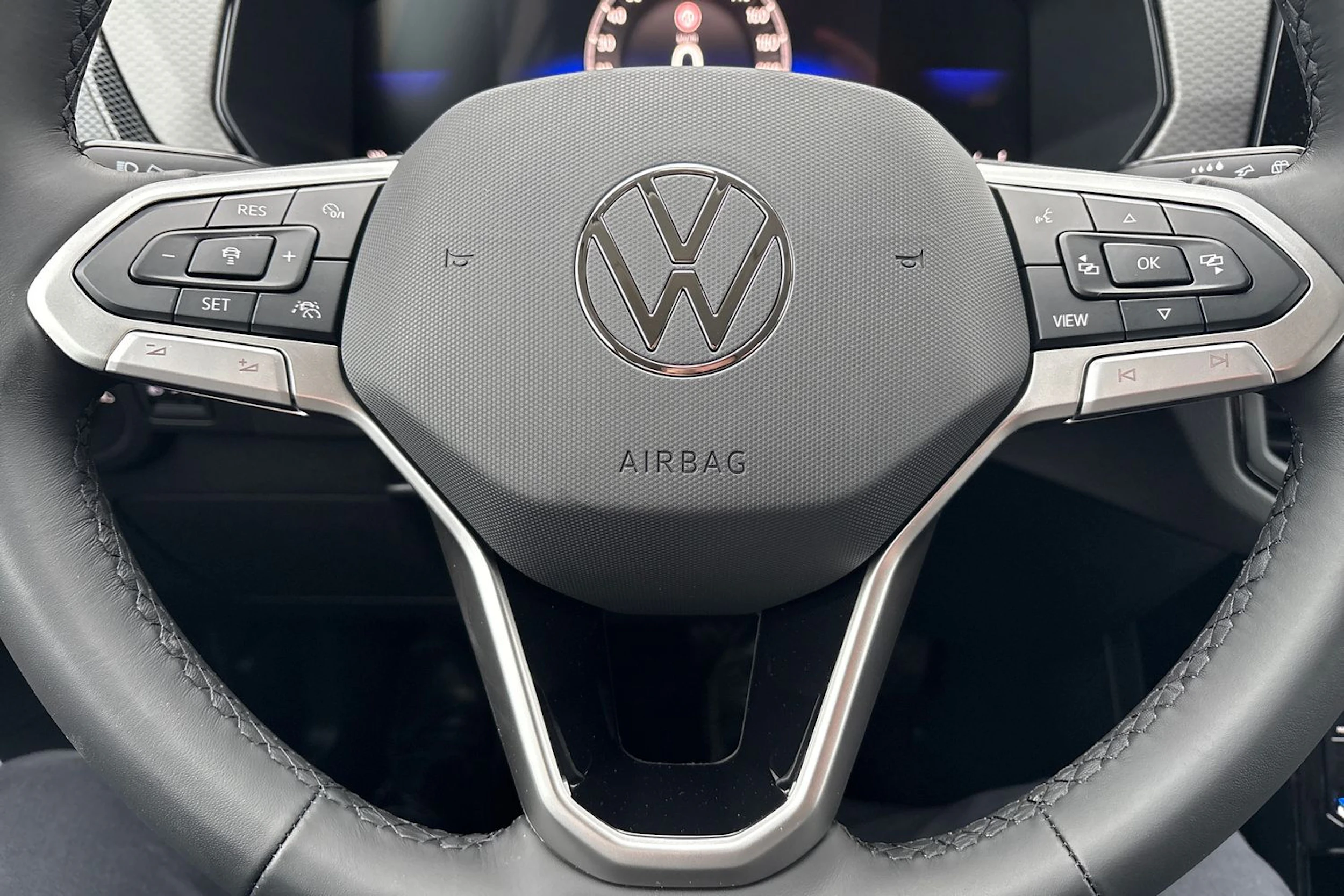 musta Volkswagen T-Cross 2026 kuva 13.