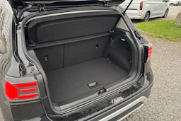 musta Volkswagen T-Cross 2026 kuva 15.