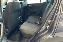 harmaa Volkswagen T-Cross 2026 kuva 8.