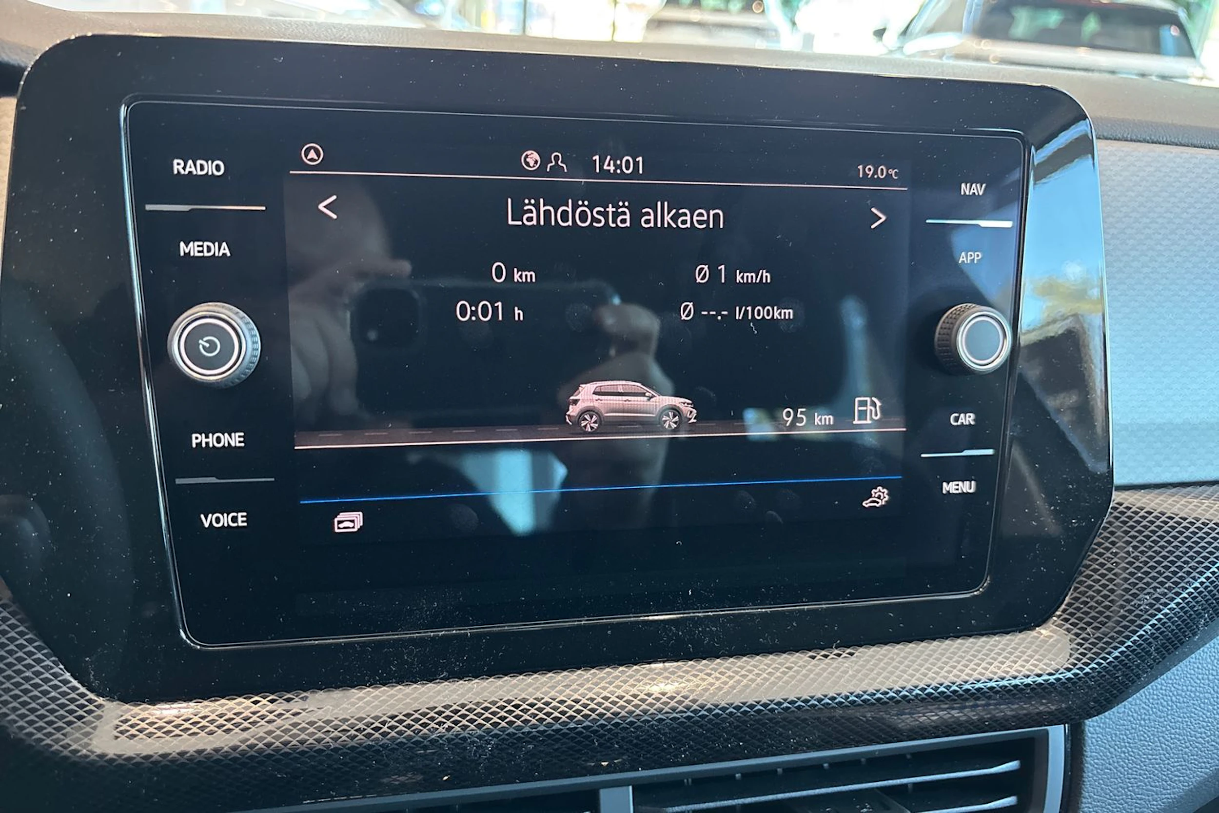 harmaa Volkswagen T-Cross 2026 kuva 11.