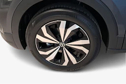 harmaa Volkswagen T-Cross 2026 kuva 9.