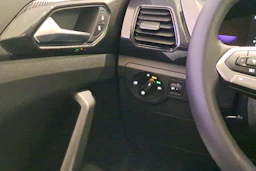 harmaa Volkswagen T-Cross 2026 kuva 12.