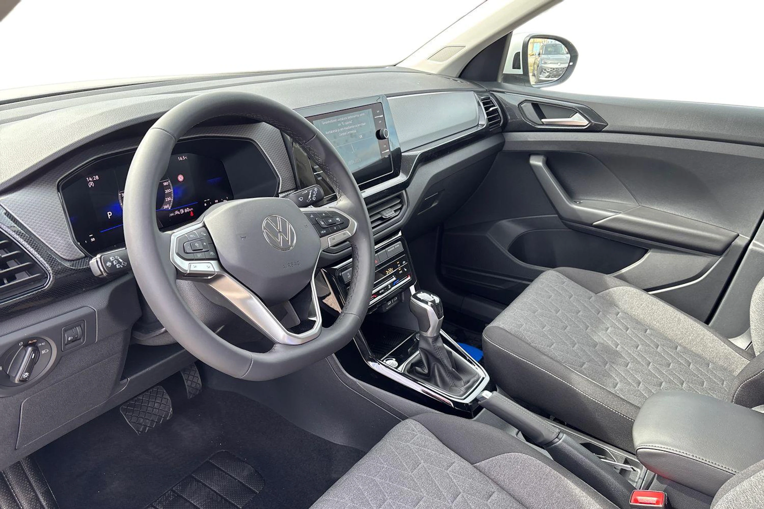 valkoinen Volkswagen T-Cross 2026 kuva 6.