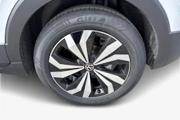 valkoinen Volkswagen T-Cross 2026 kuva 9.