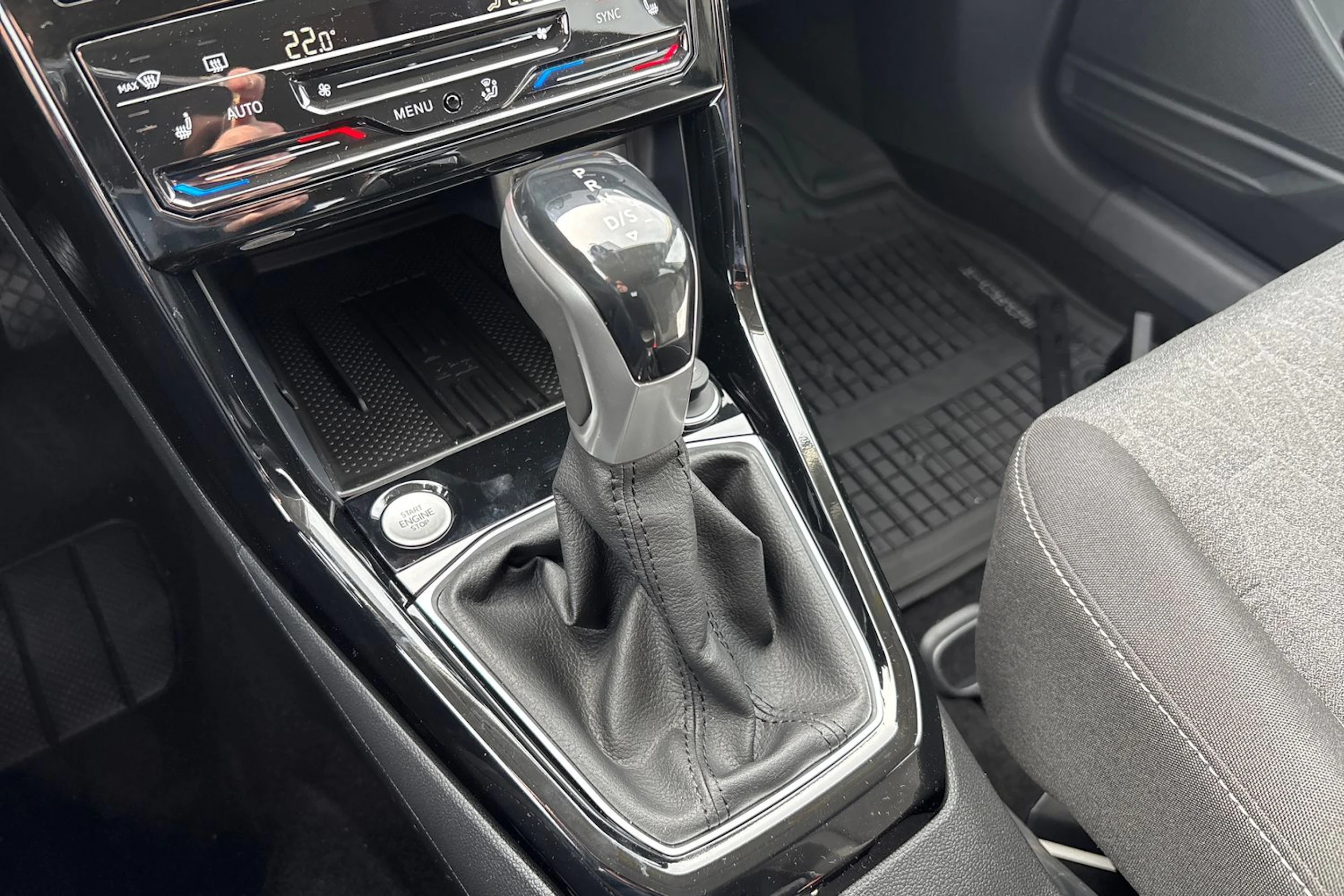 valkoinen Volkswagen T-Cross 2026 kuva 17.