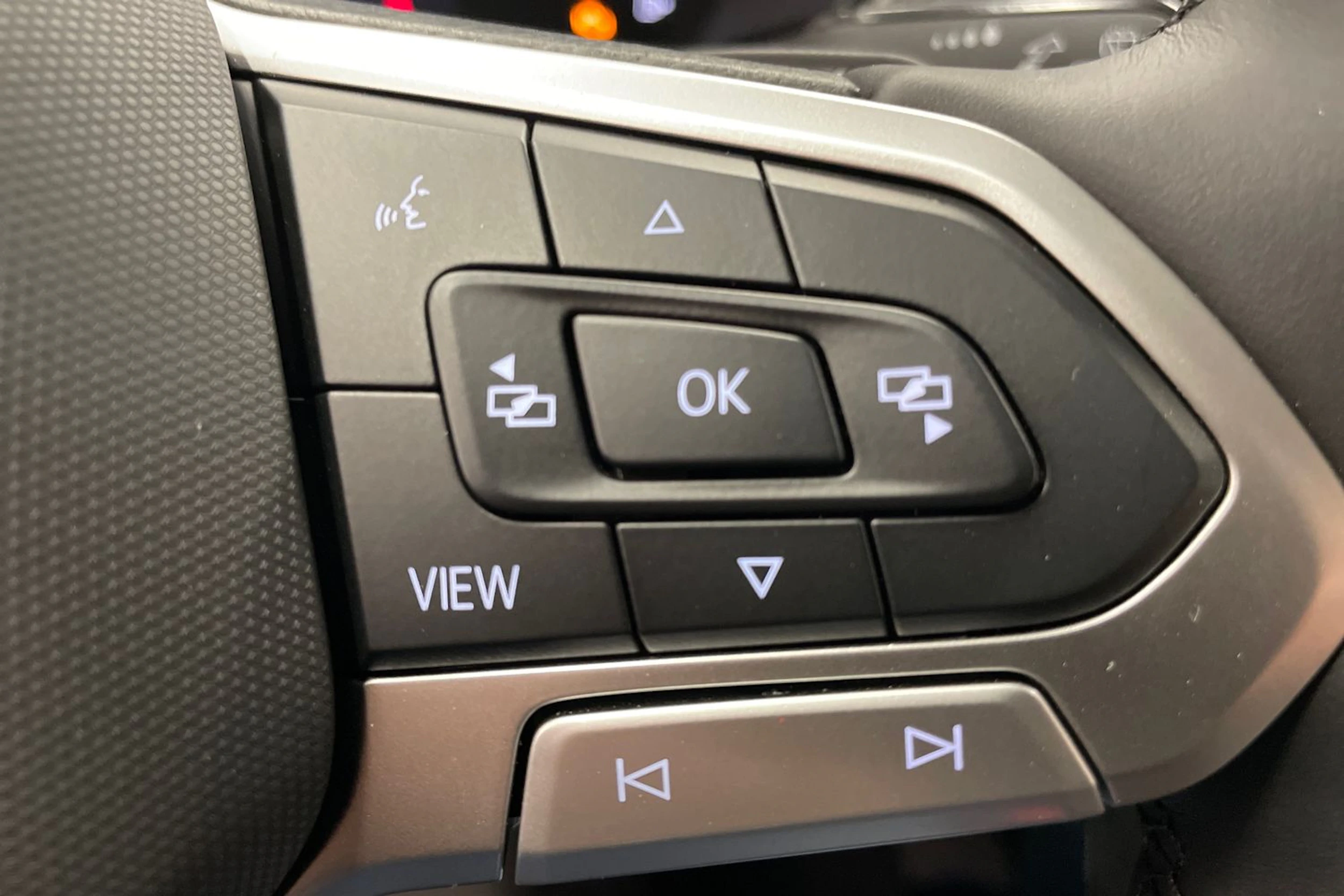 musta Volkswagen T-Cross 2026 kuva 14.