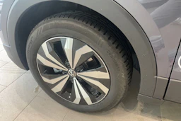 harmaa Volkswagen T-Cross 2026 kuva 10.