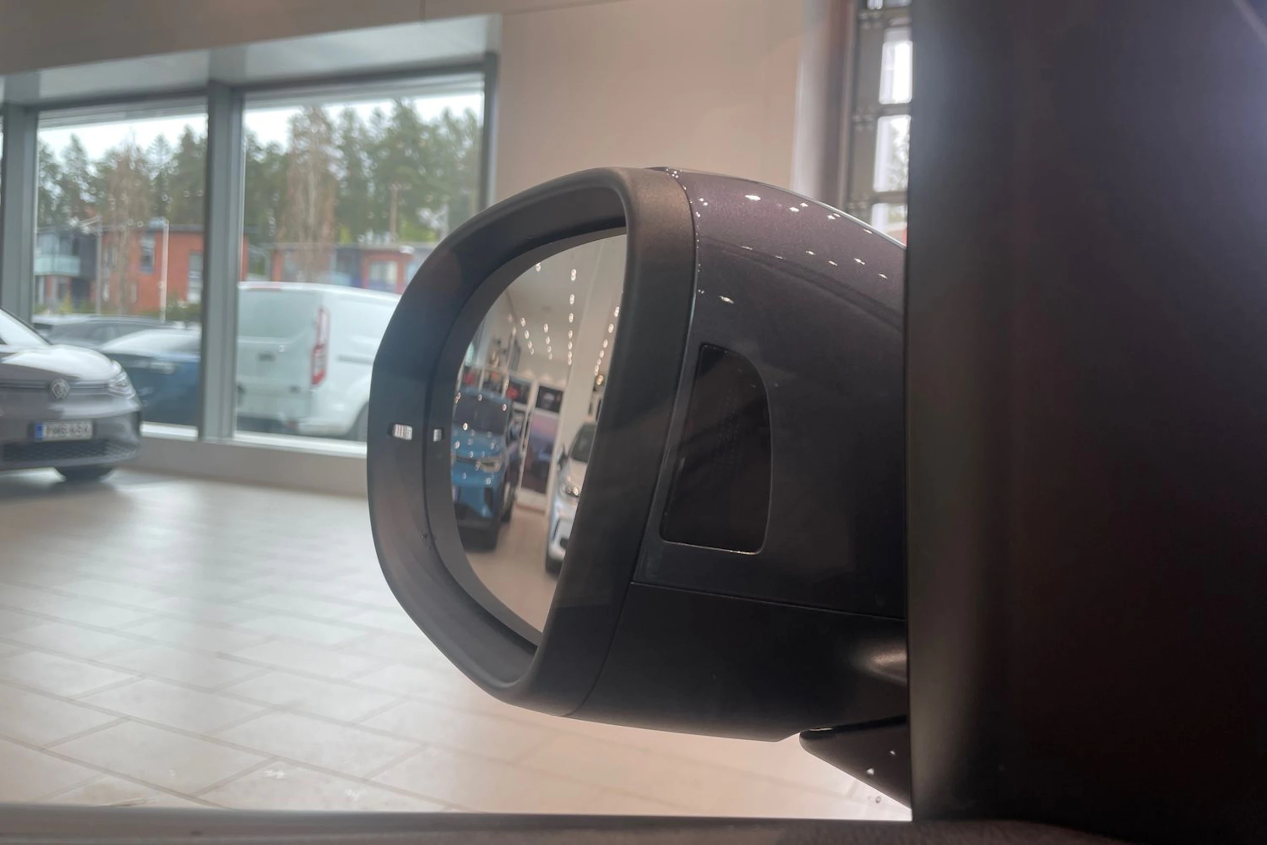 harmaa Volkswagen T-Cross 2026 kuva 14.