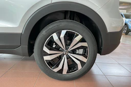 harmaa Volkswagen T-Cross 2026 kuva 10.