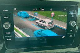 harmaa Volkswagen T-Cross 2026 kuva 17.