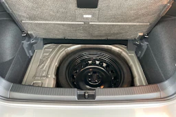 harmaa Volkswagen T-Cross 2026 kuva 19.