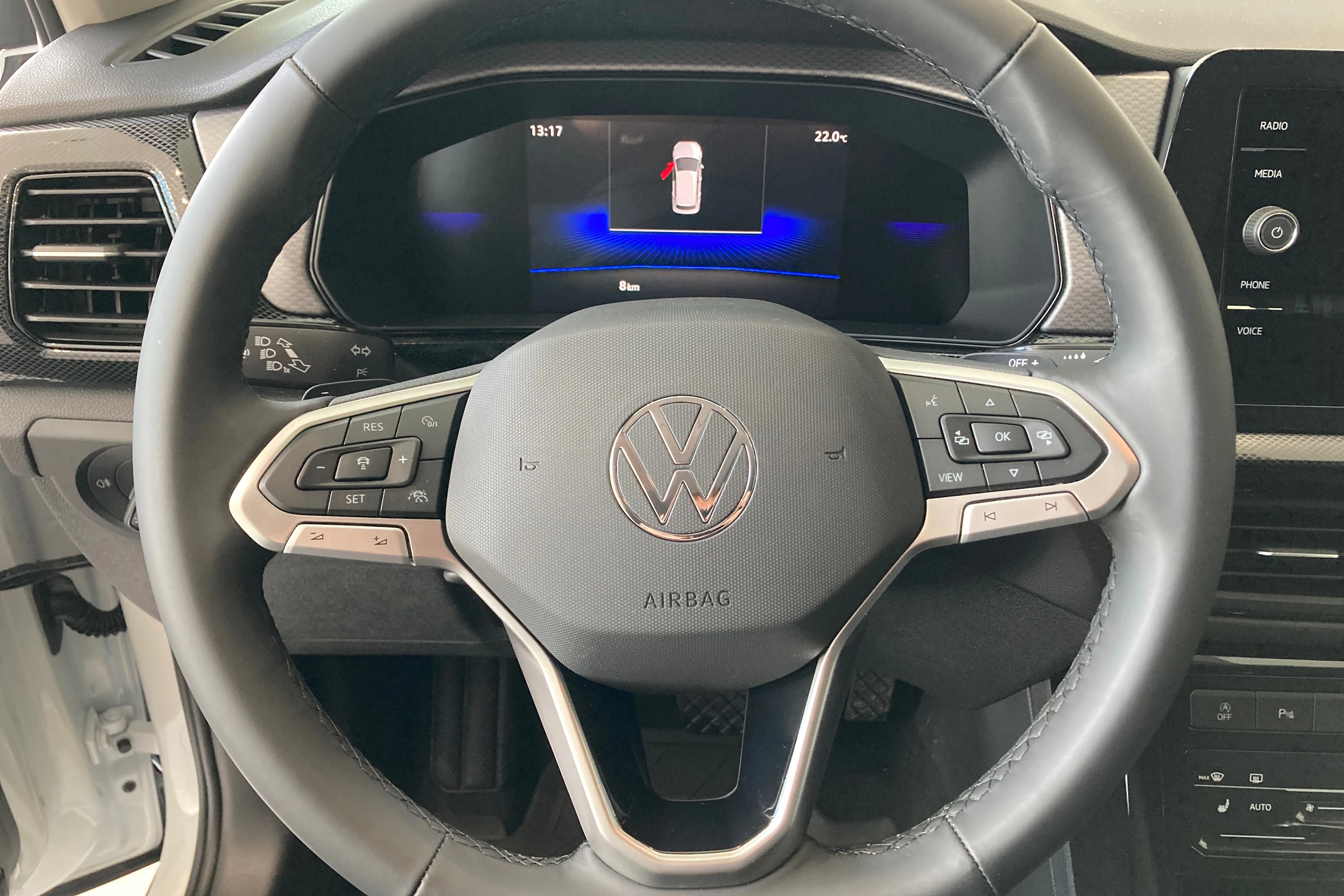 valkoinen Volkswagen T-Cross 2026 kuva 13.