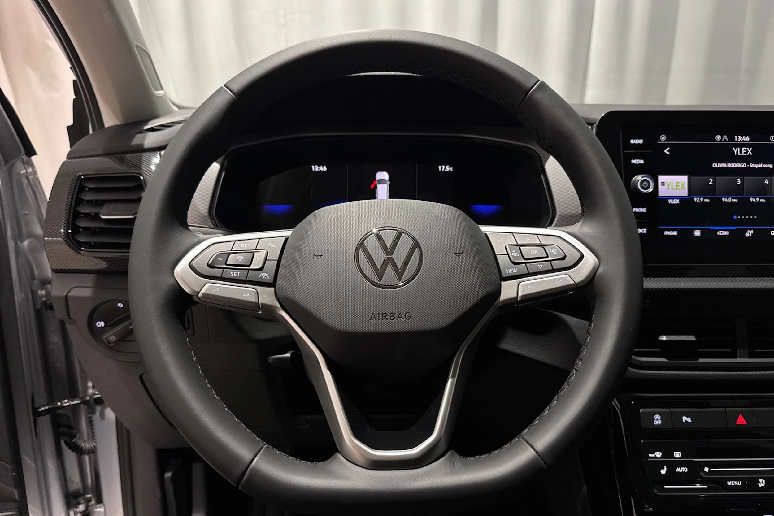 met. harmaa Volkswagen T-Cross 2027 kuva 13.