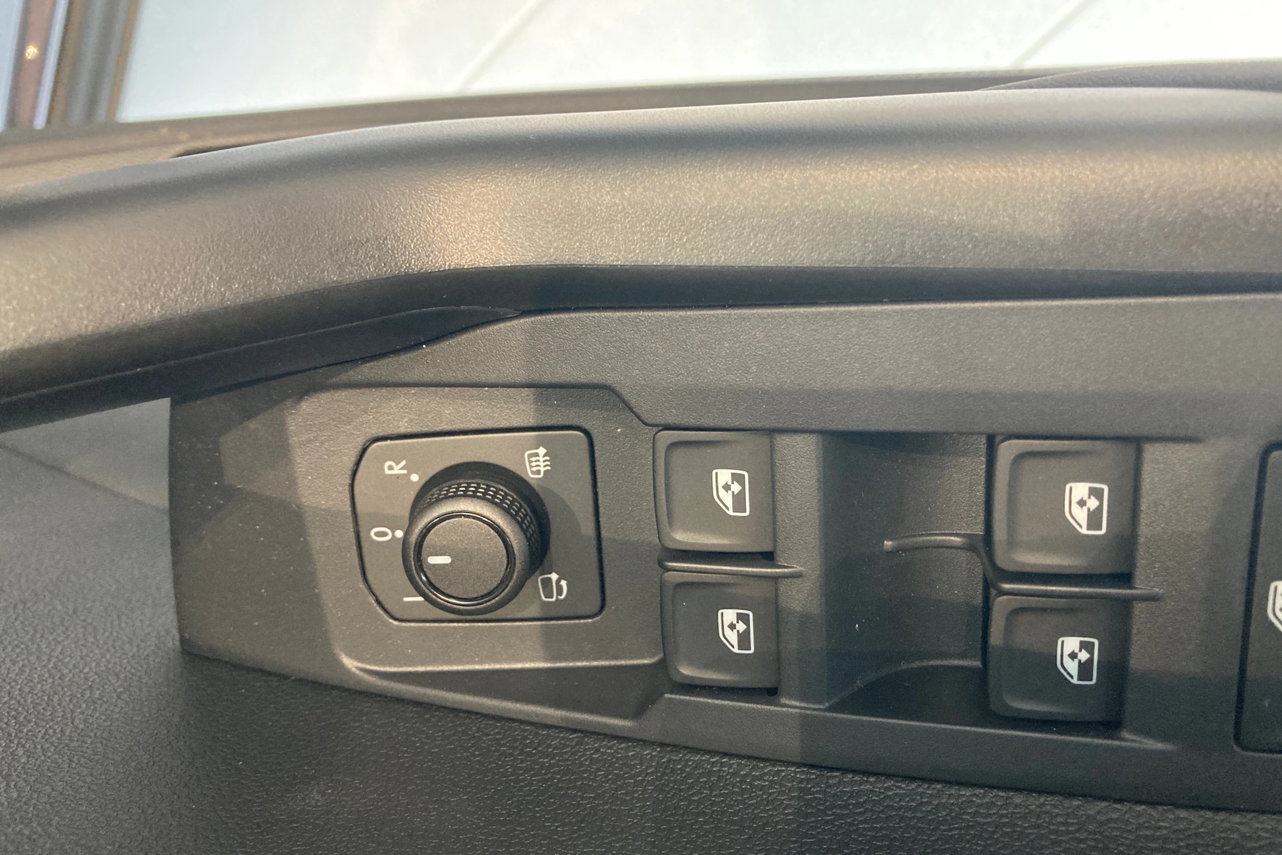harmaa Volkswagen T-Cross 2027 kuva 12.