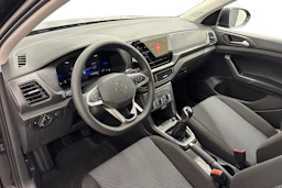 met. musta Volkswagen T-Cross 2027 kuva 6.