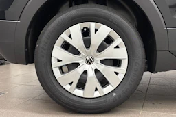 met. musta Volkswagen T-Cross 2027 kuva 10.