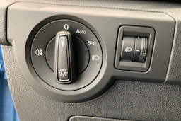 sininen Volkswagen T-Cross 2027 kuva 14.