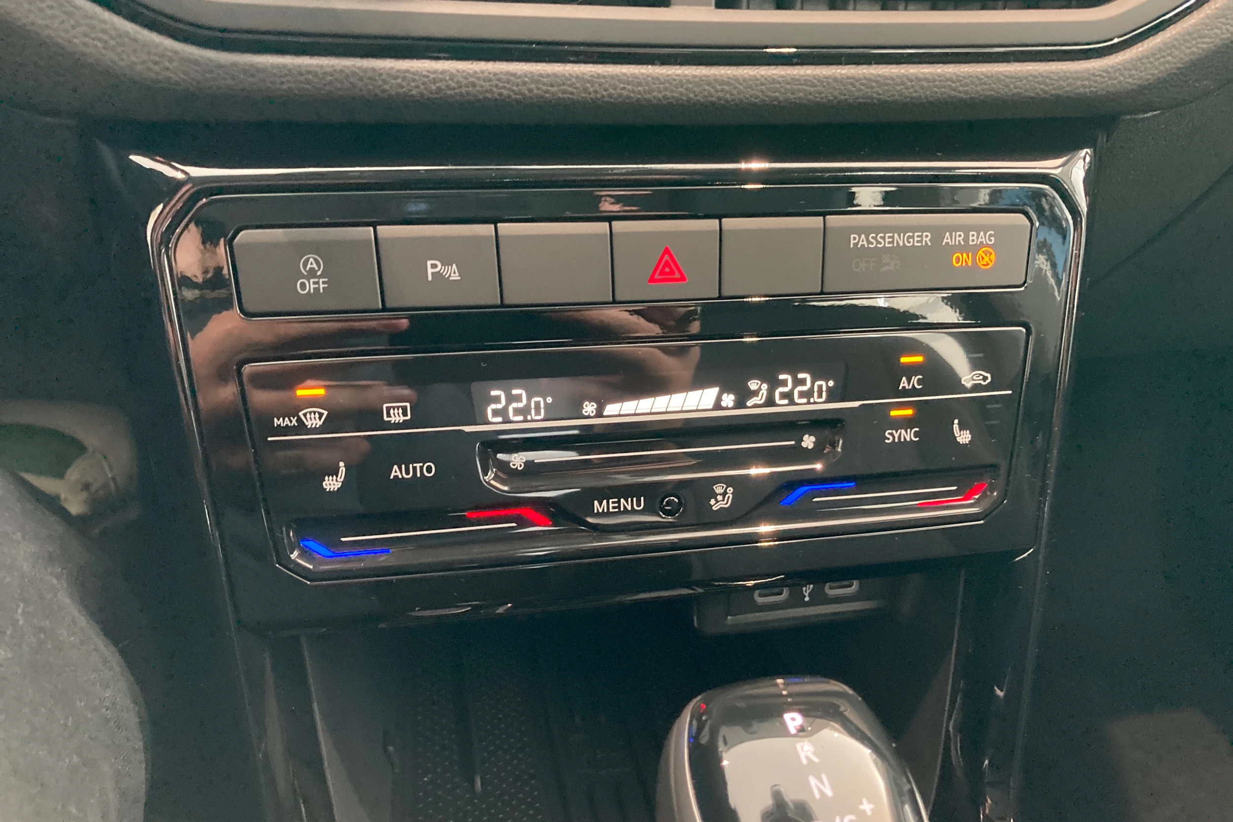 sininen Volkswagen T-Cross 2027 kuva 16.
