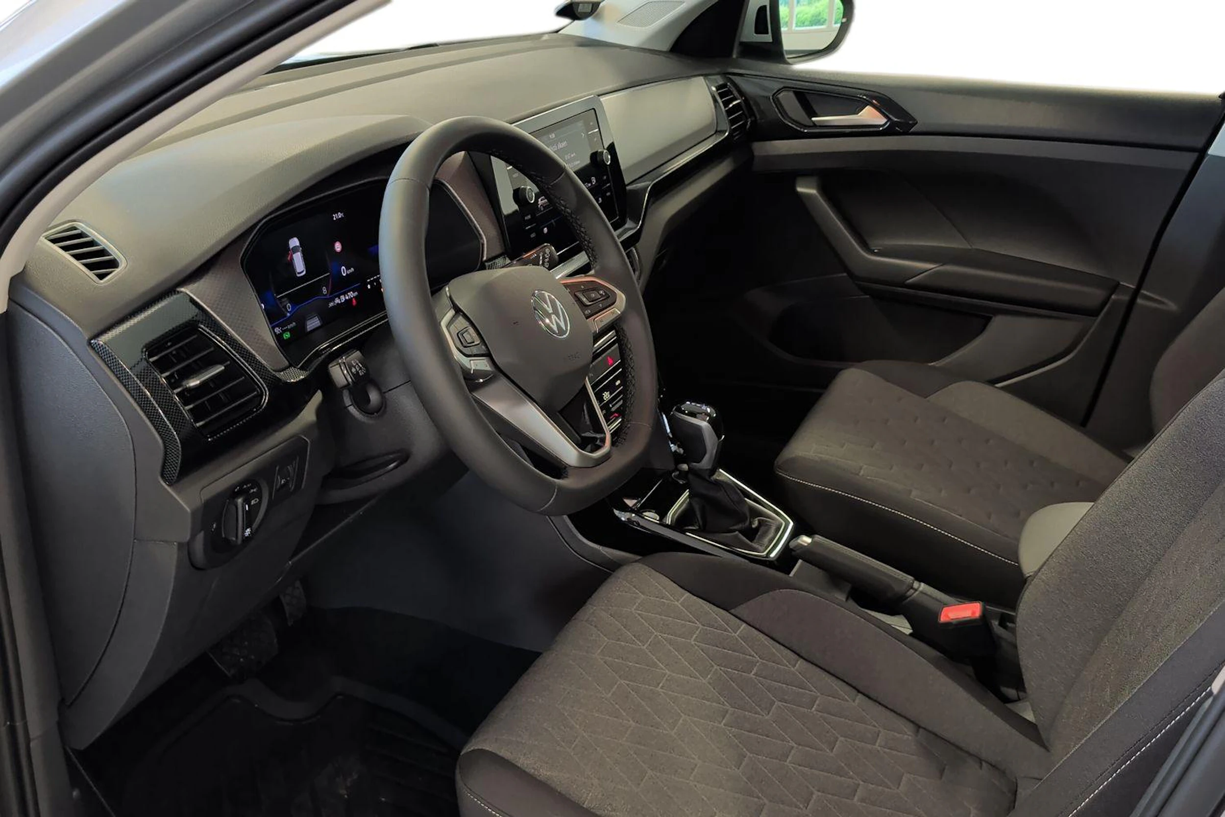 harmaa Volkswagen T-Cross 2027 kuva 6.