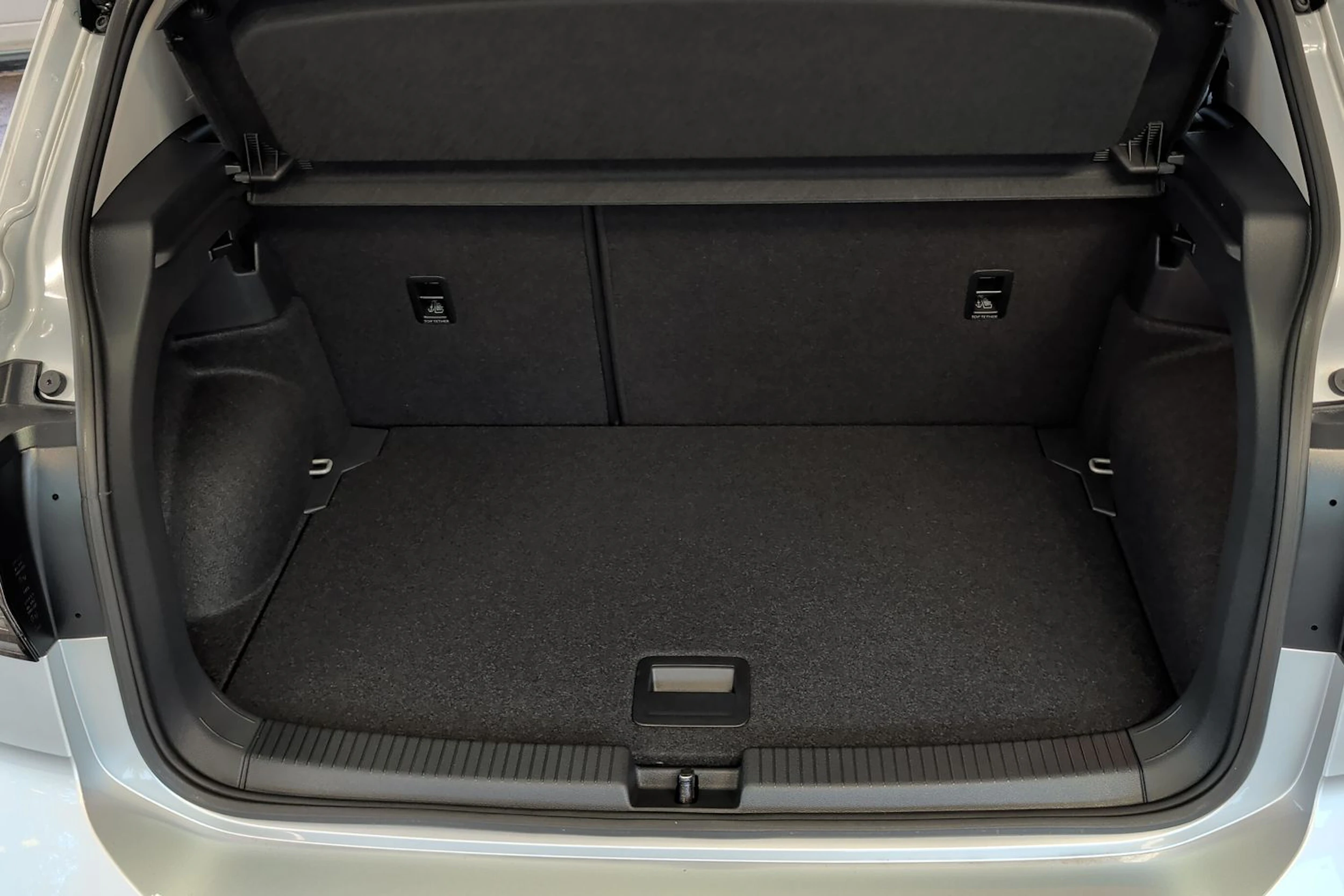 harmaa Volkswagen T-Cross 2027 kuva 10.