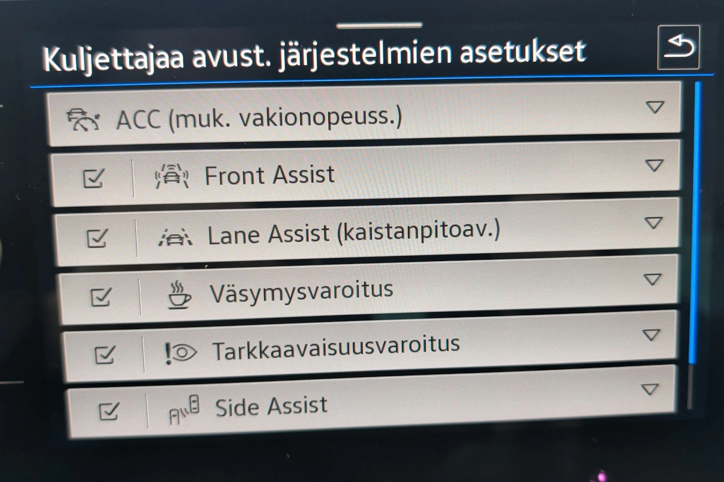harmaa Volkswagen T-Cross 2027 kuva 12.