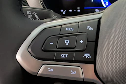 harmaa Volkswagen T-Cross 2027 kuva 19.