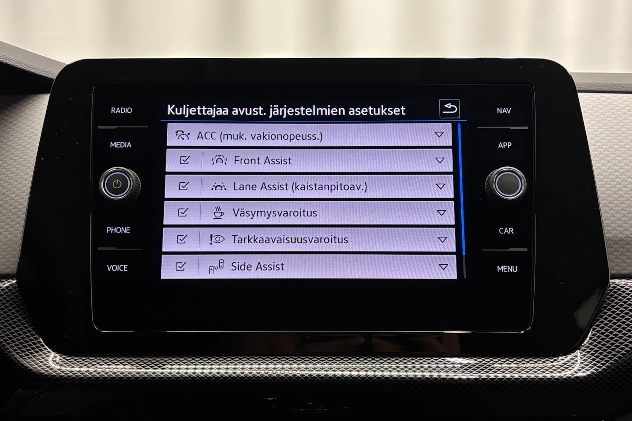 met. harmaa Volkswagen T-Cross 2027 kuva 18.