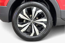 met. punainen Volkswagen T-Cross 2027 kuva 9.