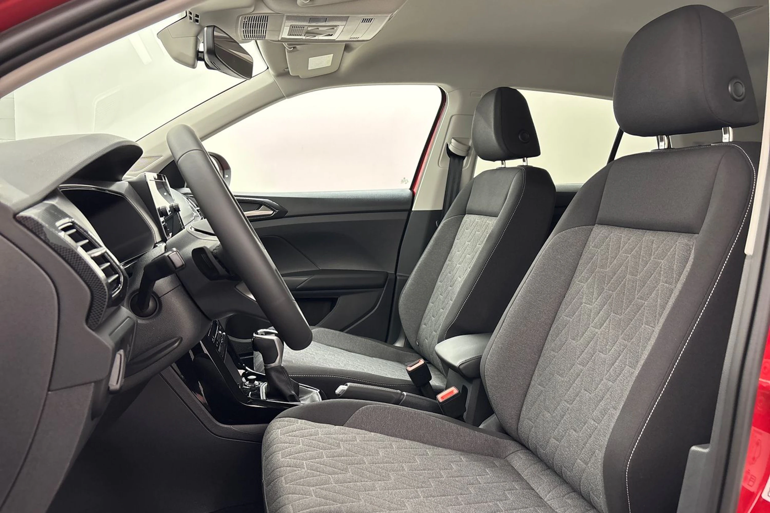 met. punainen Volkswagen T-Cross 2027 kuva 11.
