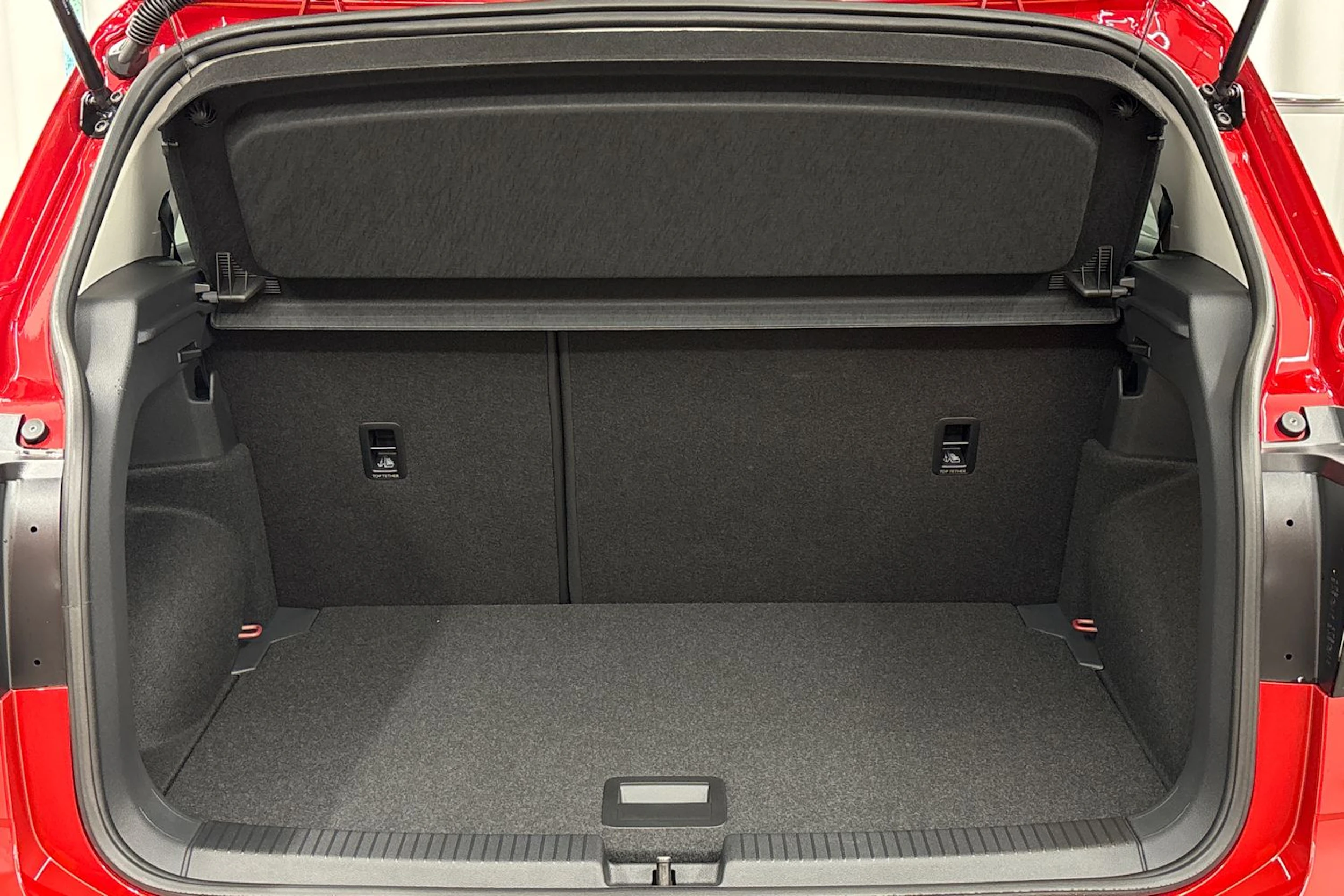 met. punainen Volkswagen T-Cross 2027 kuva 21.