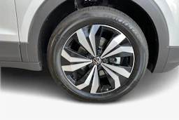 met. harmaa Volkswagen T-Cross 2027 kuva 9.
