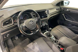 Valkoinen Volkswagen T-Roc 2018 kuva 3.