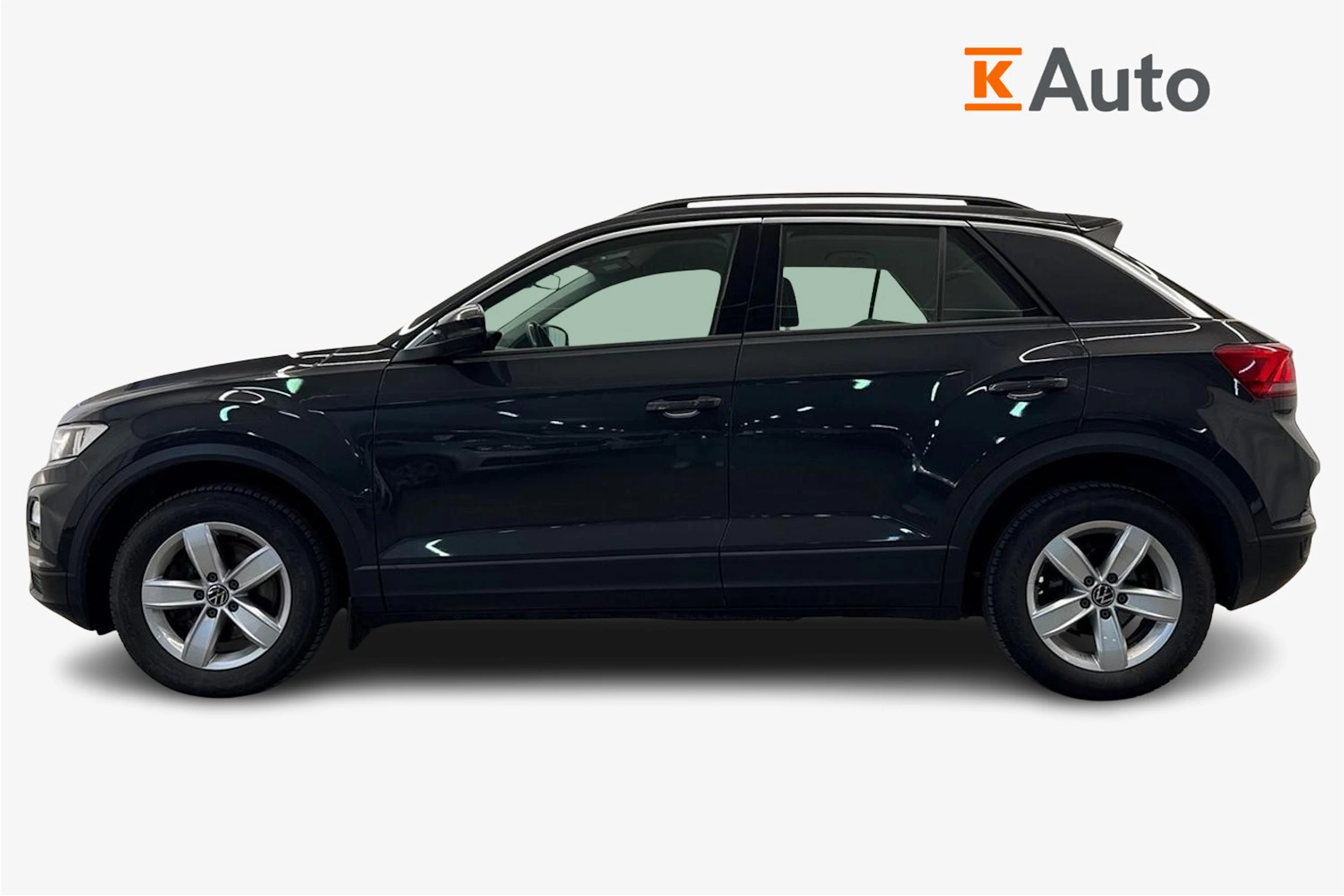 Harmaa Volkswagen T-Roc 2018 kuva 5.