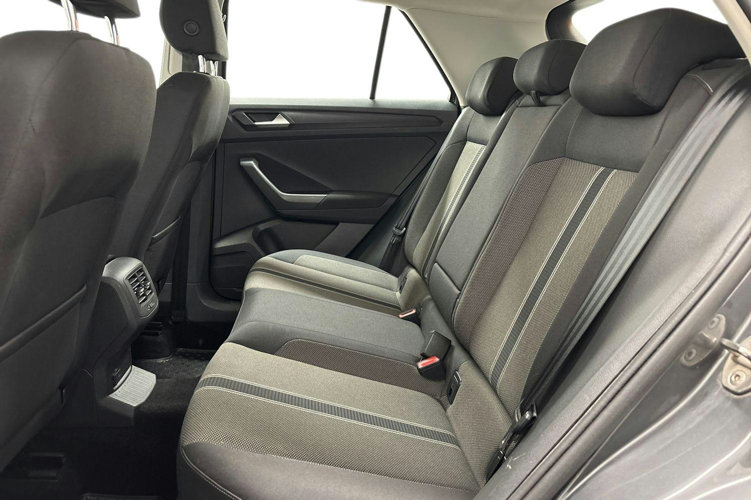 harmaa Volkswagen T-Roc 2018 kuva 10.