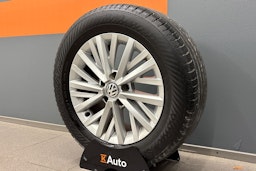 harmaa Volkswagen T-Roc 2018 kuva 13.