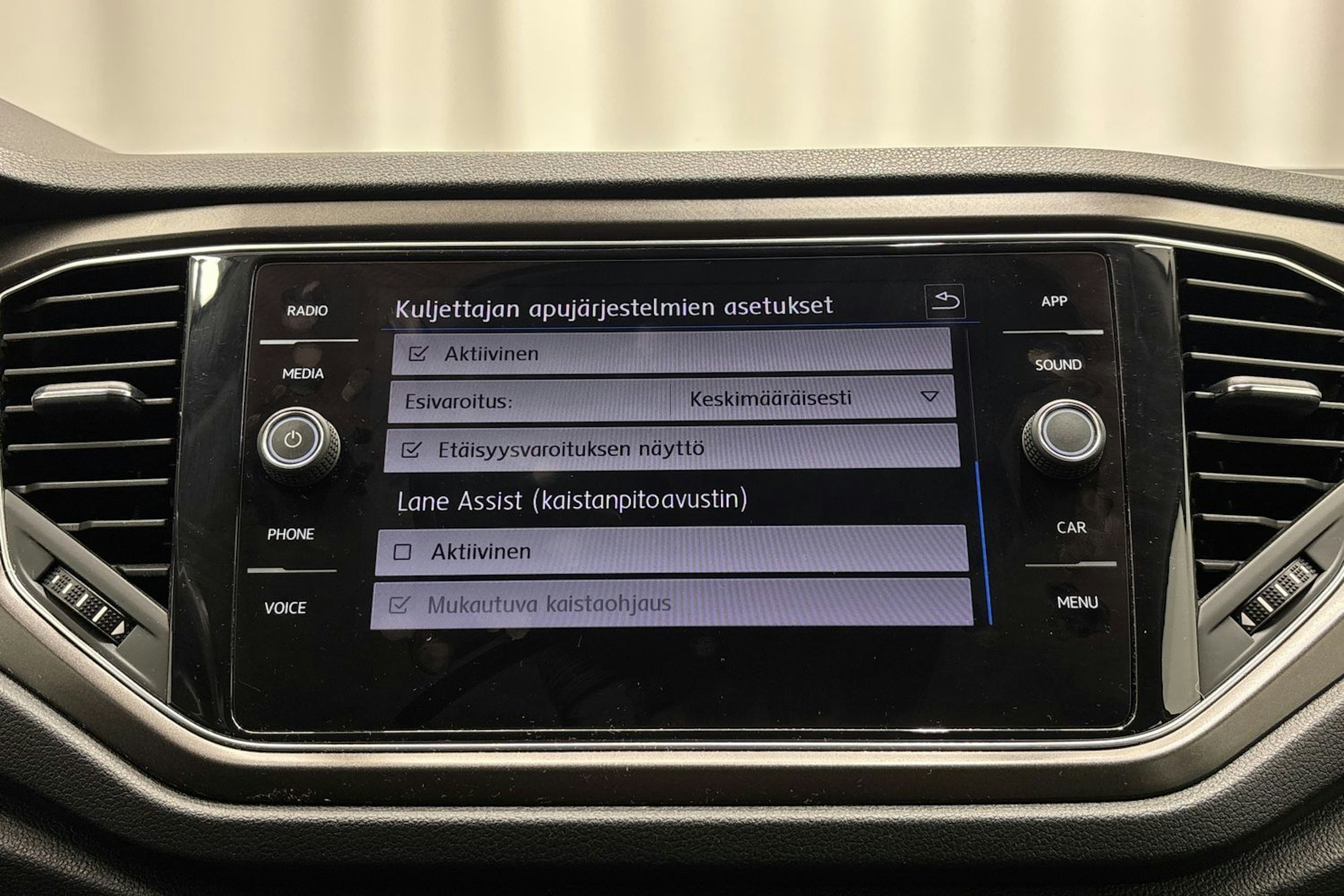 harmaa Volkswagen T-Roc 2018 kuva 21.