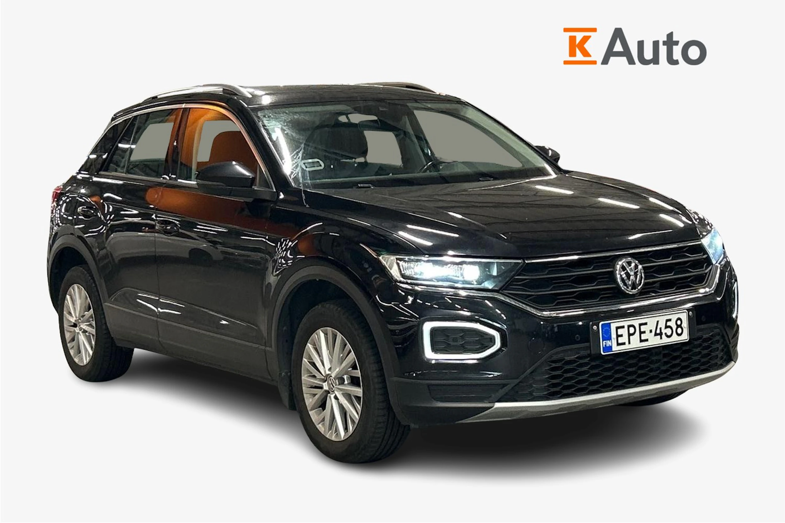 musta Volkswagen T-Roc 2018 kuva 1.