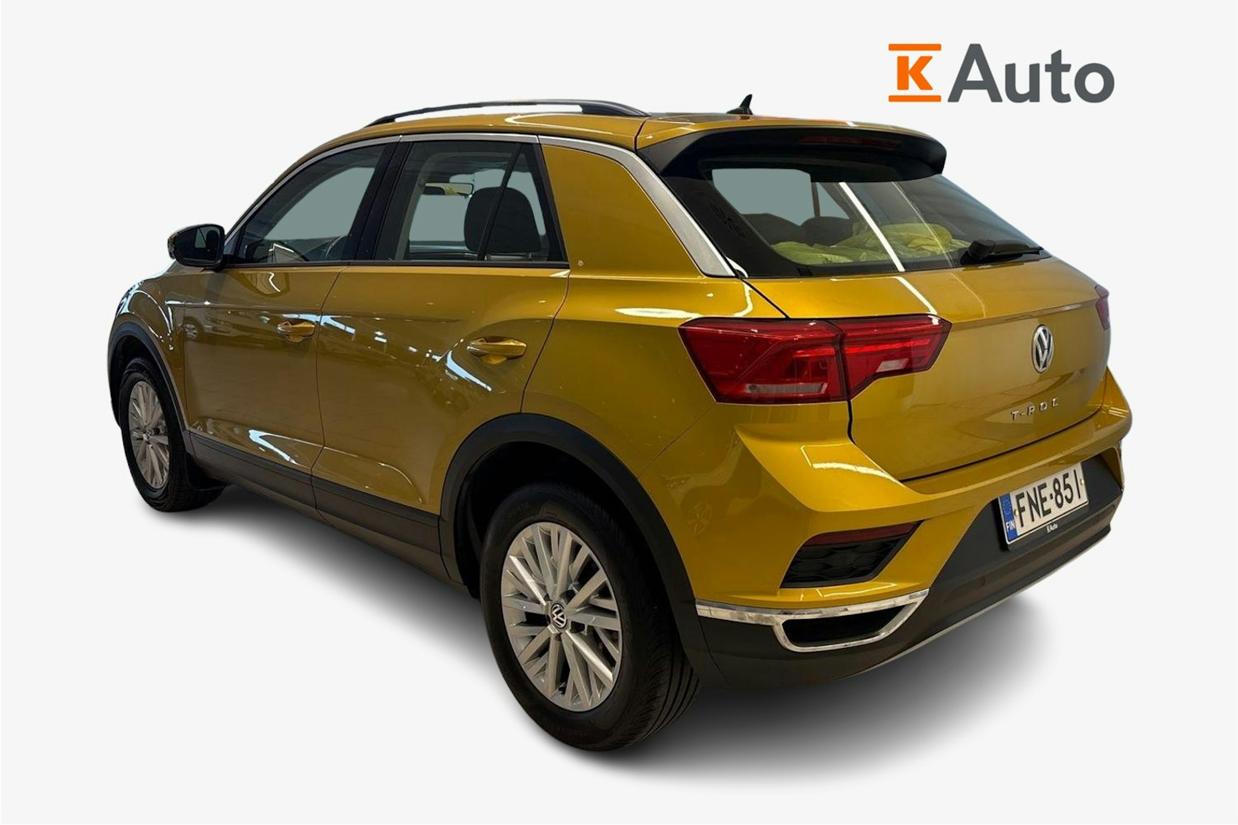 Keltainen Volkswagen T-Roc 2018 kuva 2.
